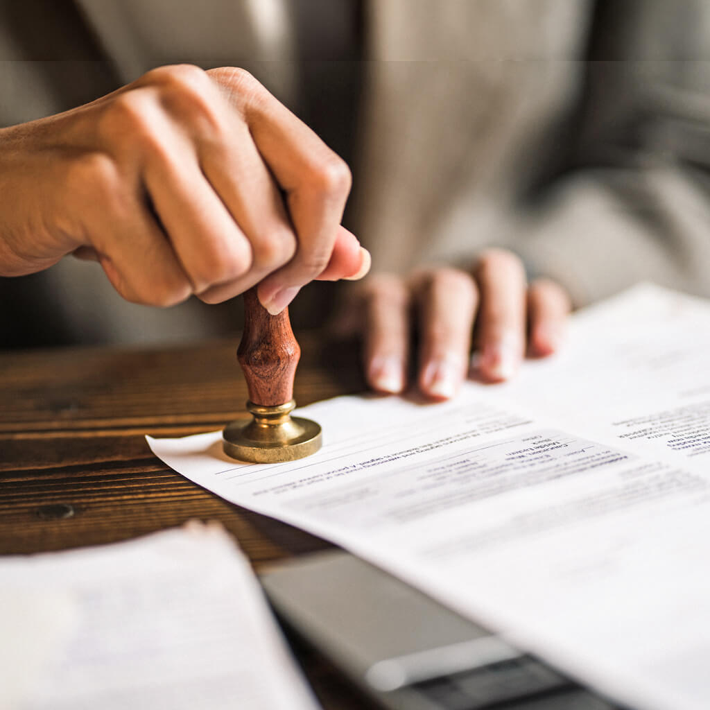 Übersetzung von Dokumenten beim Notar - Berlin Translation Center